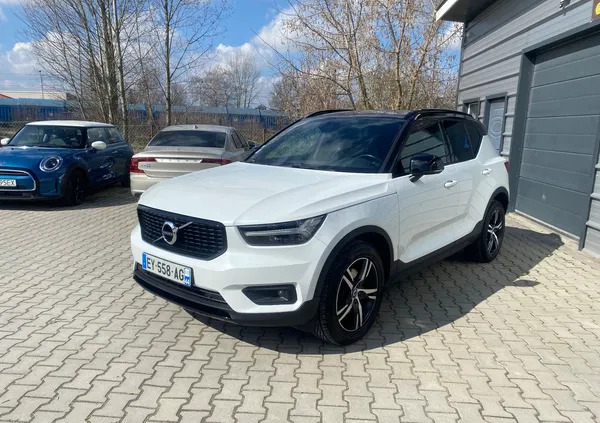 podkarpackie Volvo XC 40 cena 113900 przebieg: 128000, rok produkcji 2018 z Leżajsk